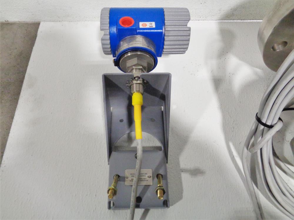 Foxboro 84F Vortex Flowmeter 84F-T04Y3SSRJF-G, Size 4" 600# 316SS w/ Transmitter